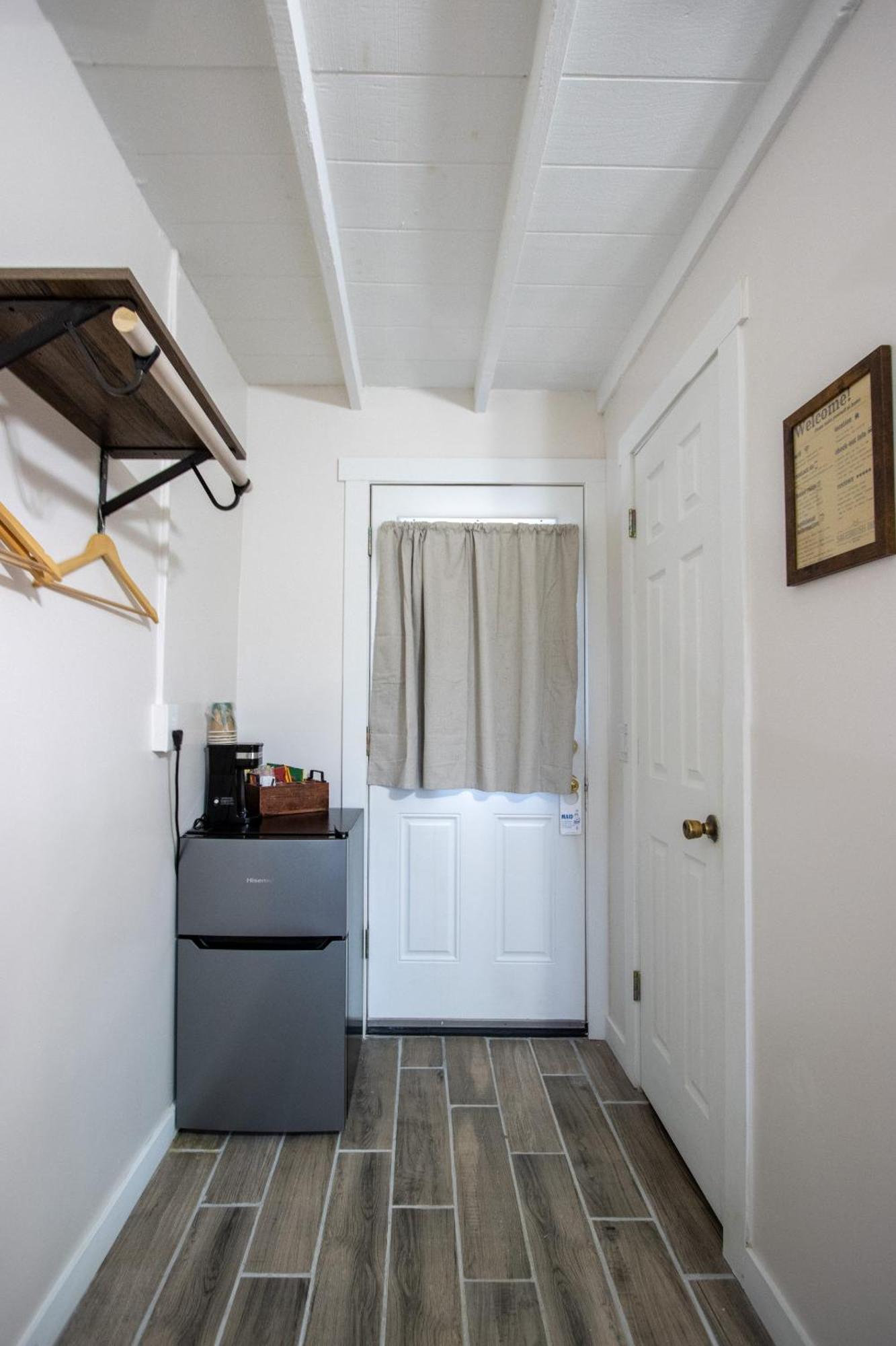 تومبستون Sagebrush Inn الغرفة الصورة A room at the hotel